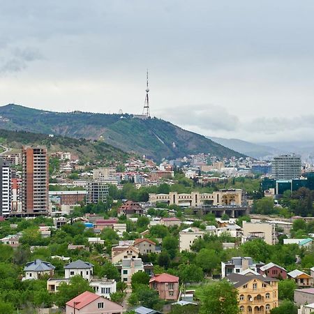 Apartment By The River Tbilisi Bagian luar foto