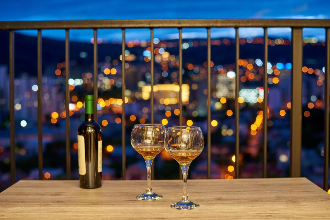 Apartment By The River Tbilisi Bagian luar foto