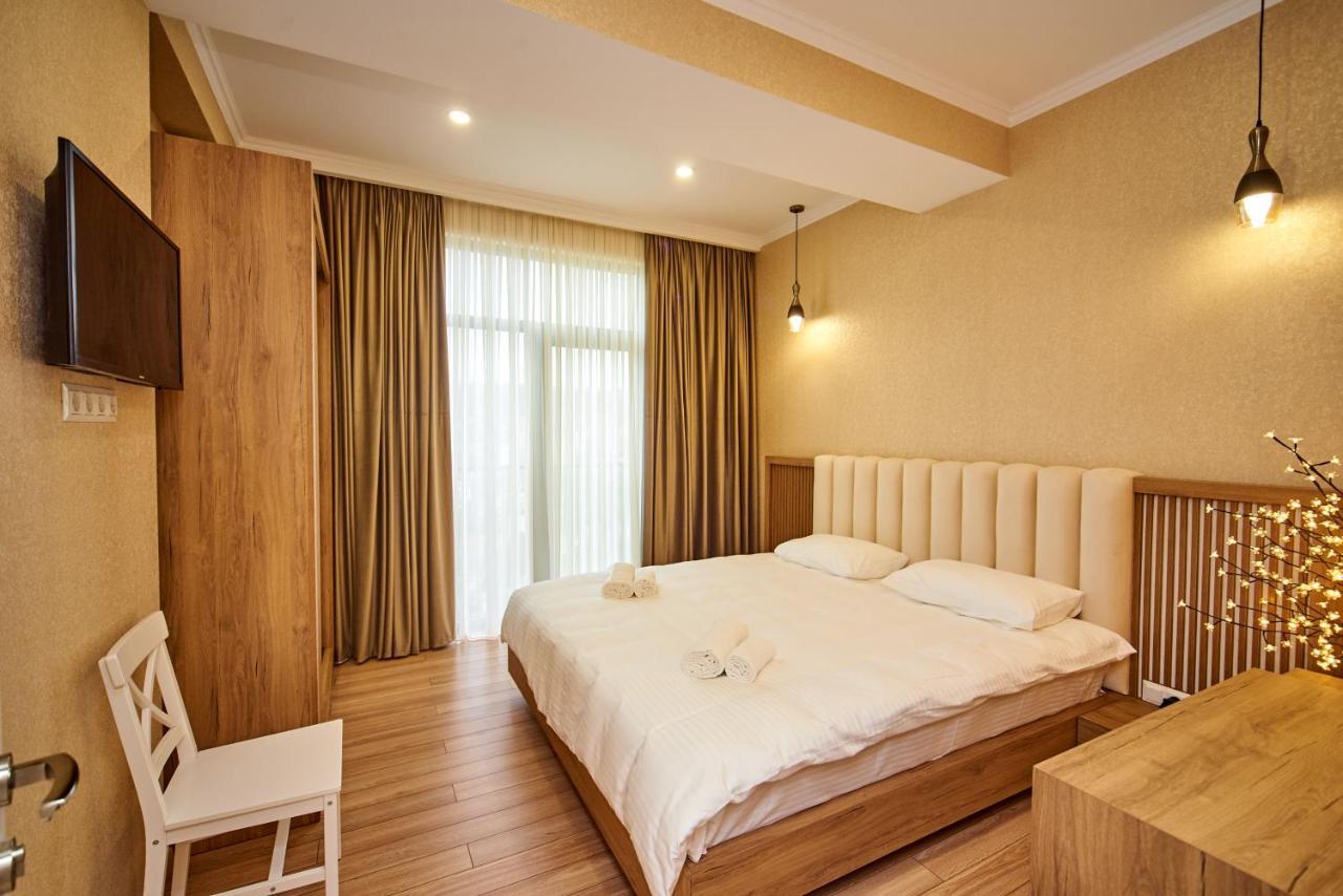 Apartment By The River Tbilisi Bagian luar foto