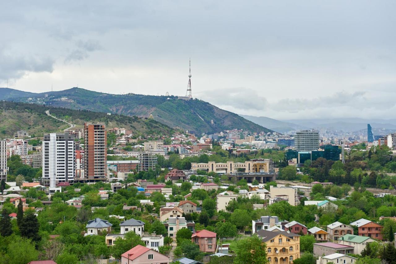 Apartment By The River Tbilisi Bagian luar foto