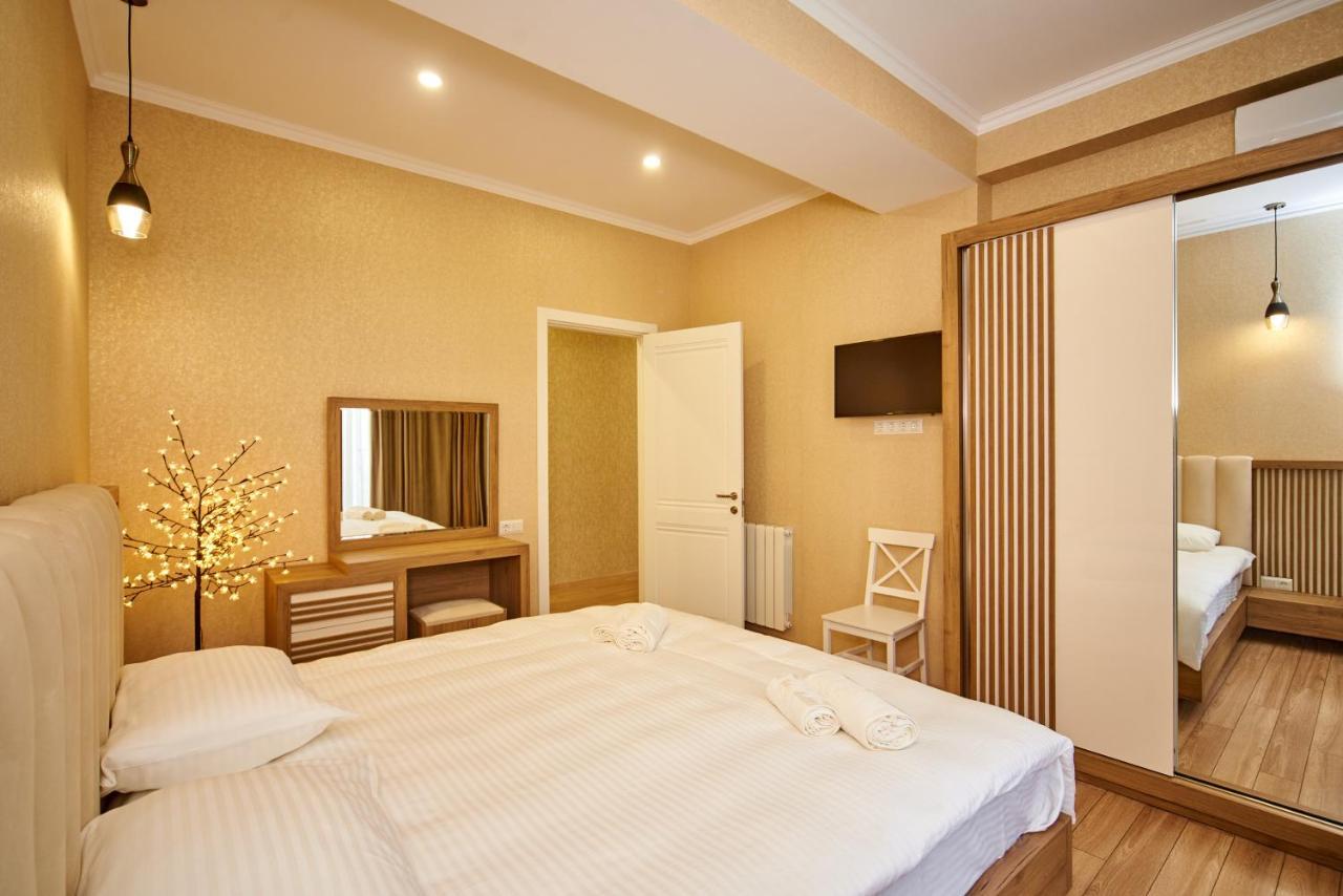 Apartment By The River Tbilisi Bagian luar foto
