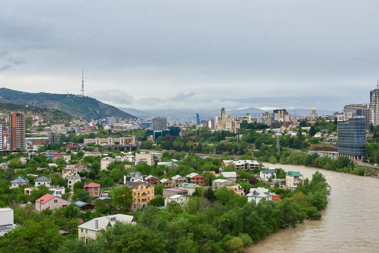 Apartment By The River Tbilisi Bagian luar foto